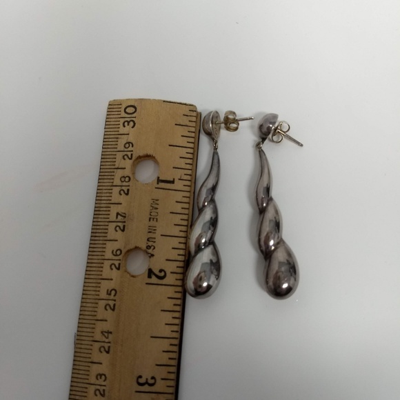 STERLING SILVER TWISTED TEARDROP EARRINGS - Picture 2 of 4